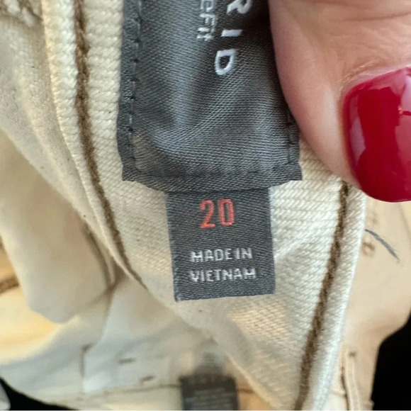 Torrid Mini Denim Skirt Button Fly Natural Off White Color - Picture 7 of 7